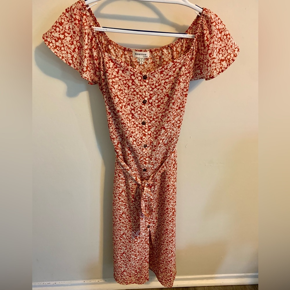 Long summer dress, tie in the front or back, slit up the middle front